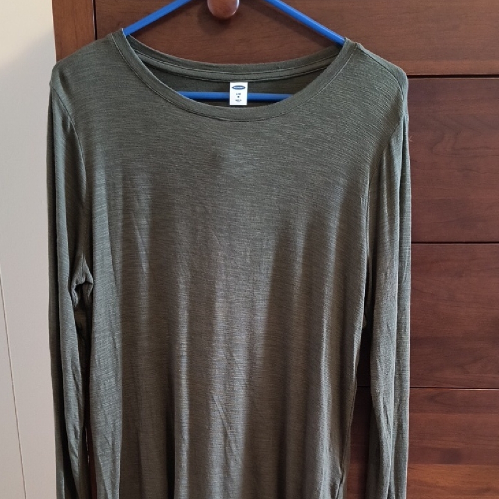 Old Navy Olive Green Luxe Slub Knit Long Sleeve Shirt, Size M
